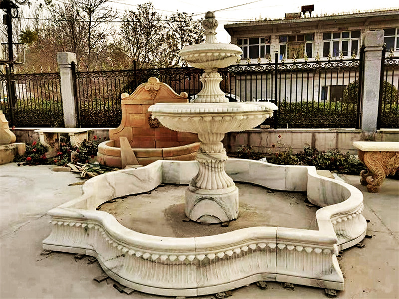 庭院石喷泉图片