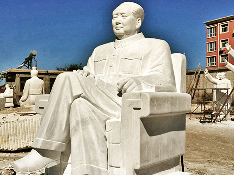 毛泽东石雕坐像图片