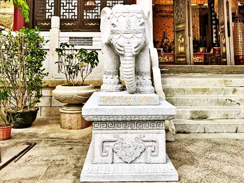 寺庙门前石大象图片